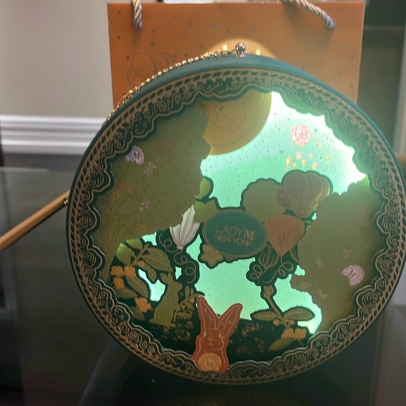 Lady M New York moon cake set - Picture 8 of 10